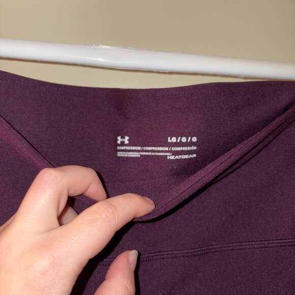 Under Armour Maroon 7/8 Leggings (1 pocket) - Picture 3 of 5